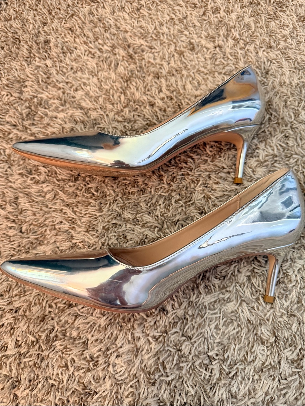 EUC! Silver Pumps Size 9 - Picture 2 of 6